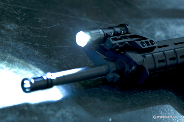 magpul-moe-scout-mount-light
