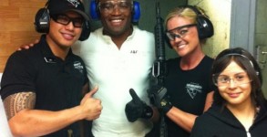 anderson-silva-the-gun-store