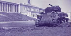 wwII-sherman-tank-nazi-germany
