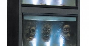 the-walking-dead-season-3-bluray-zombie-head-tank